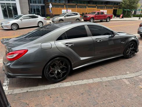 Used 2012 Mercedes-Benz CLS 63 AMG image 4