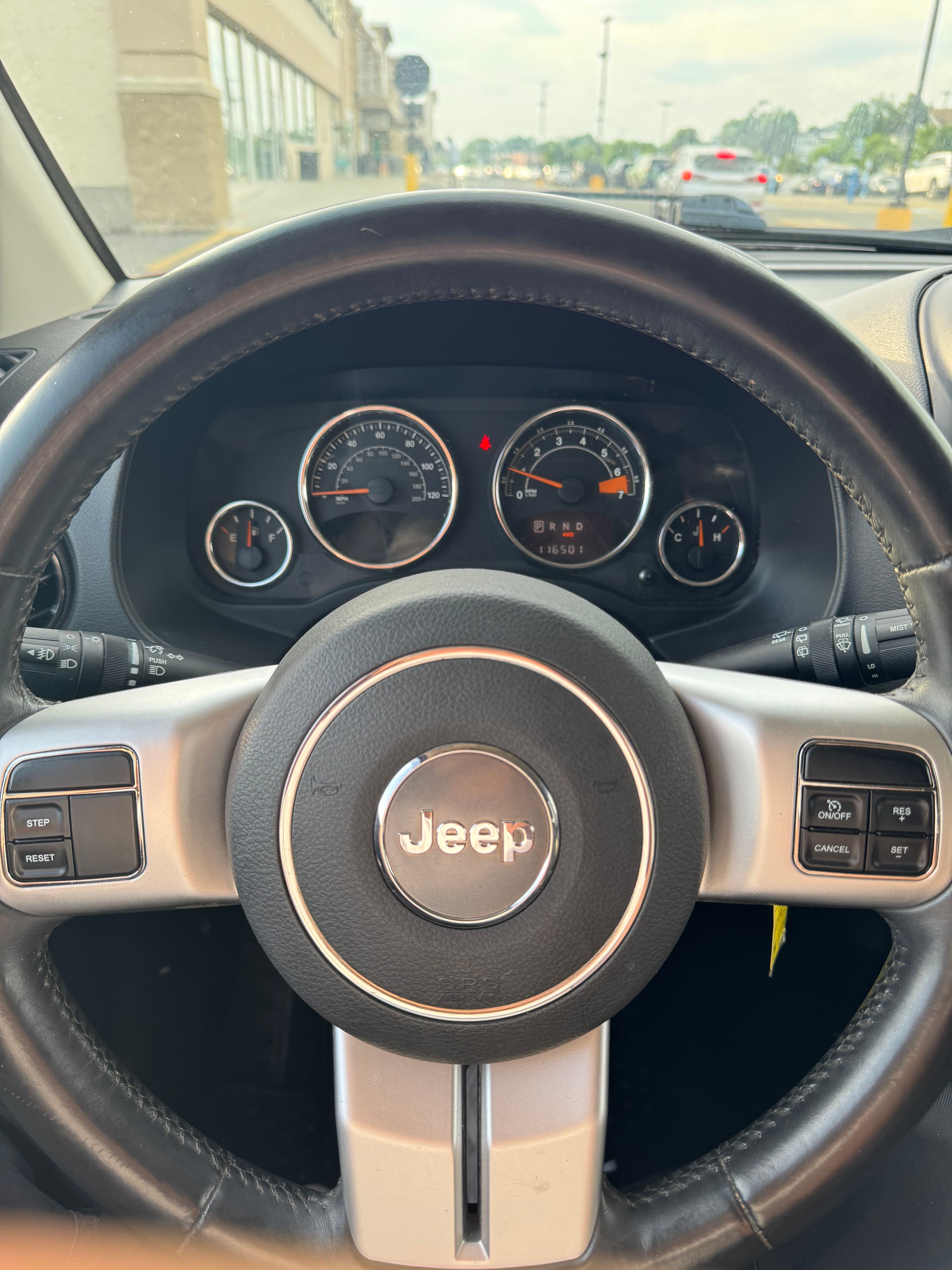 Used 2015 Jeep Compass High Altitude AWD/4WD image 13