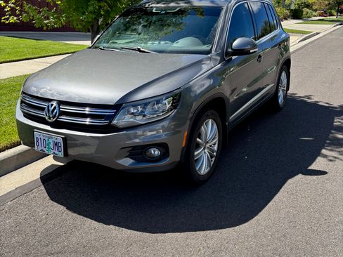 Used 2016 Volkswagen Tiguan SE AWD/4WD image 1
