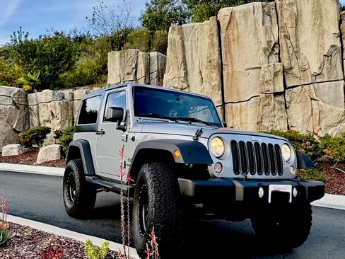 Used 2015 Jeep Wrangler Sport image 8