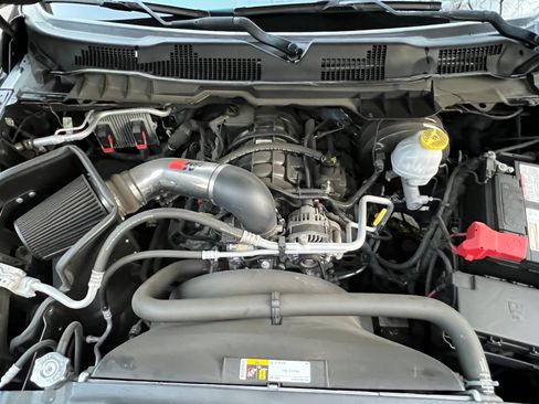 Used 2018 RAM 1500 Express w/ Express Value Package image 27