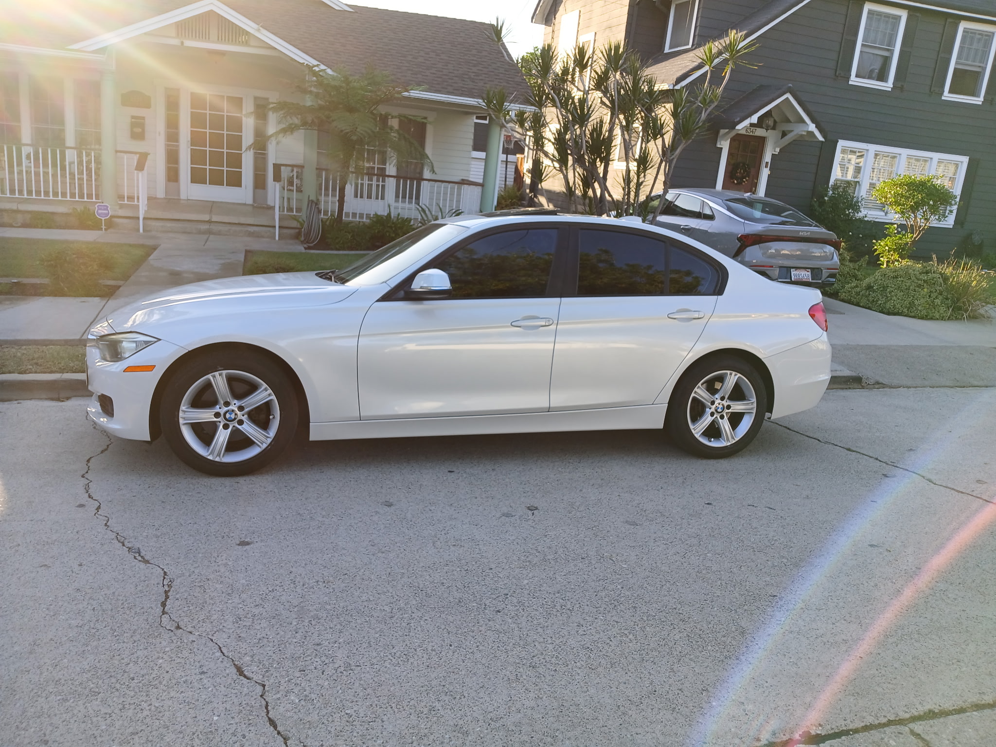 Used 2015 BMW 328i Sedan RWD image 1