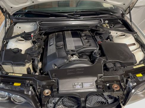 Used 2005 BMW 330Ci Convertible image 21