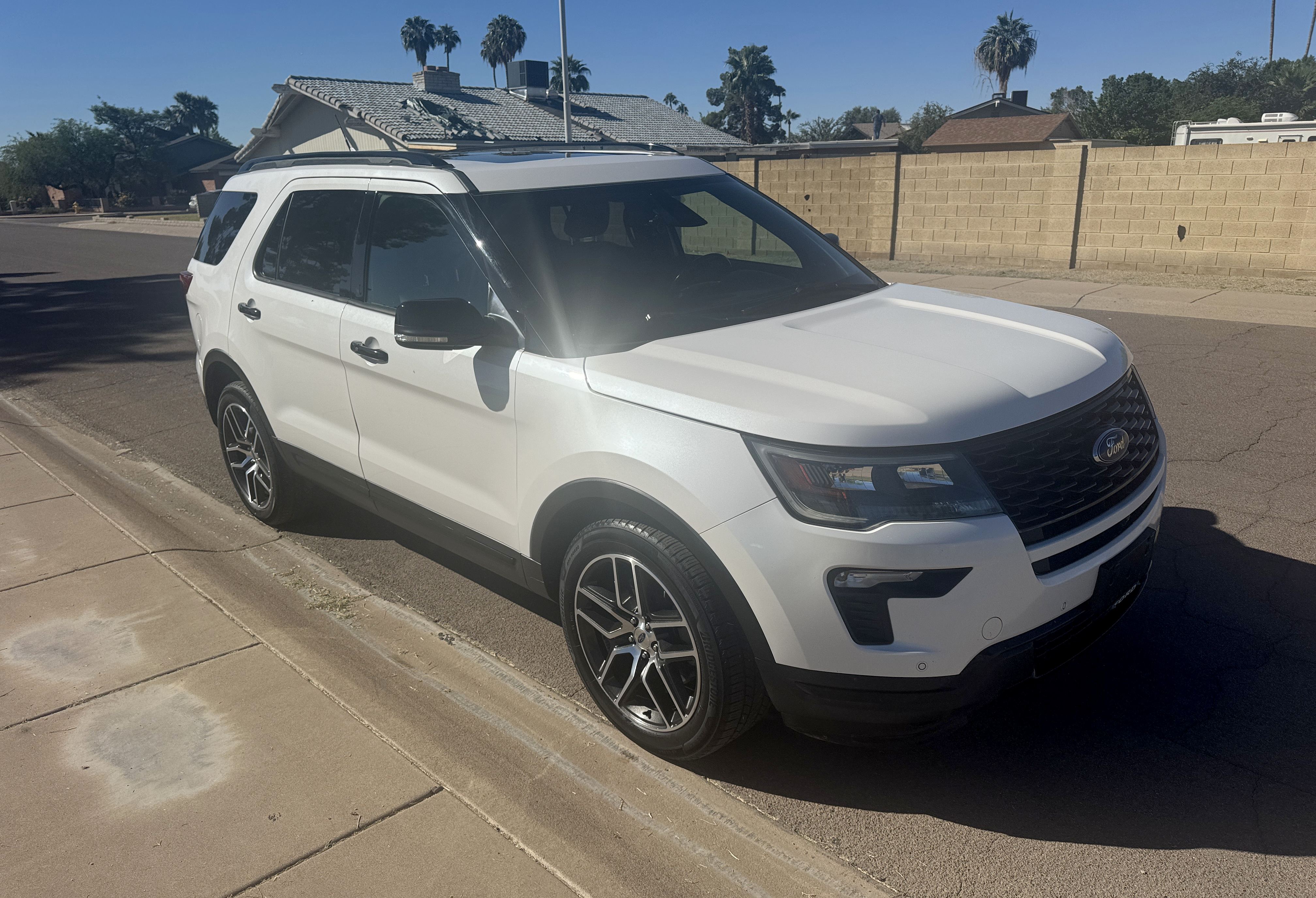 Used 2019 Ford Explorer Sport w/ Equipment Group 401A AWD/4WD image 9