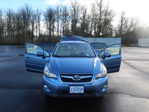 Used 2015 Subaru Crosstrek 2.0i Premium image 9