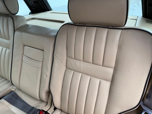 Used 2001 Land Rover Range Rover HSE image 9