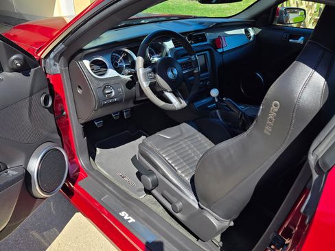 Used 2014 Ford Mustang Shelby GT500 w/ Equipment Group 821A image 11