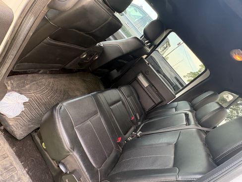 Used 2014 Ford F250 Lariat w/ Chrome Package AWD/4WD image 9