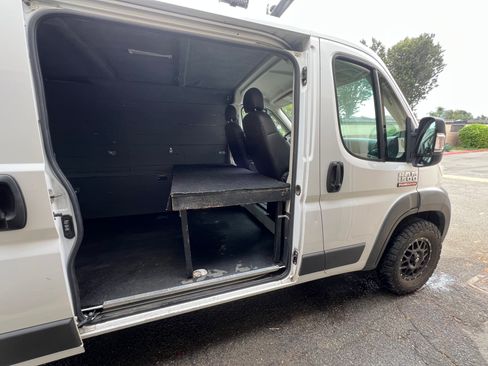 Used 2017 RAM ProMaster 1500 image 4