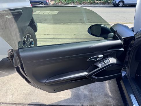 Used 2017 Porsche 911 Carrera image 17