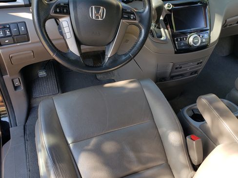 Used 2016 Honda Odyssey EX-L image 5