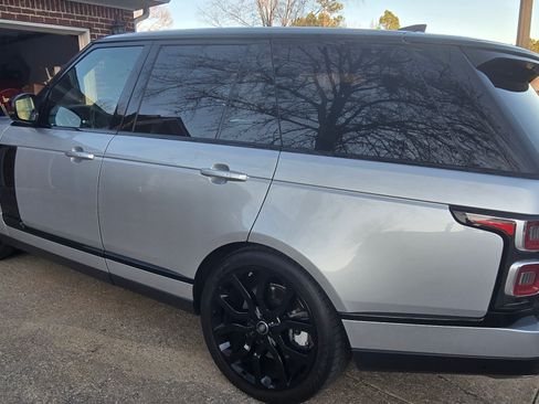 Used 2020 Land Rover Range Rover HSE image 6