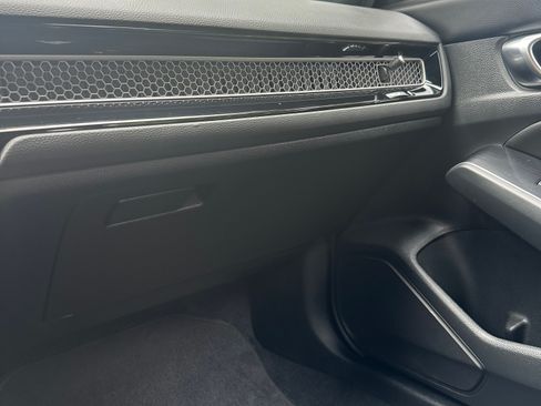 Used 2024 Honda Civic Sport Touring image 17