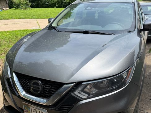 Used 2021 Nissan Rogue Sport SV AWD/4WD image 2