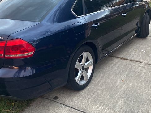 Used 2015 Volkswagen Passat 1.8T Limited Edition image 6