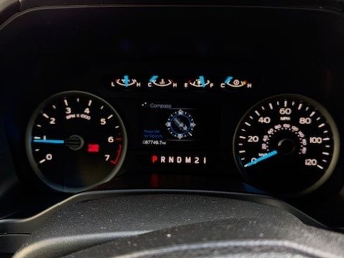 Used 2016 Ford F150 XLT w/ Equipment Group 302A Luxury image 17