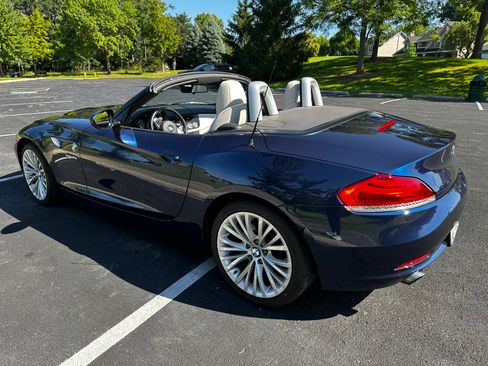 Used 2009 BMW Z4 sDrive35i RWD image 6