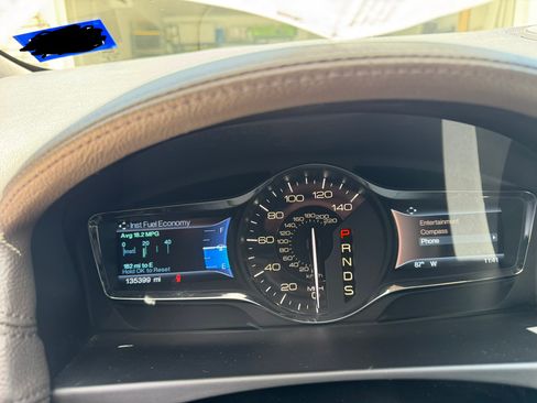 Used 2014 Lincoln MKX FWD w/ Equipment Group 101A image 6