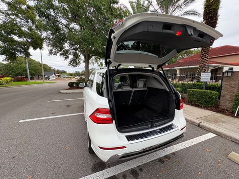 Used 2014 Mercedes-Benz ML 350 2WD image 24