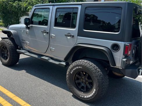 Used 2016 Jeep Wrangler Unlimited Sport w/ Quick Order Package 24S image 4