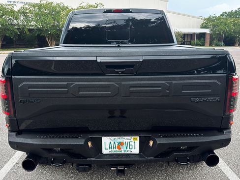 Used 2018 Ford F150 Raptor w/ Equipment Group 802A Luxury AWD/4WD image 8