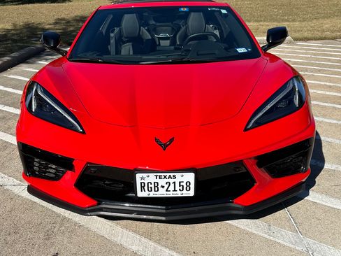 Used 2021 Chevrolet Corvette Stingray Preferred Cpe w/ Z51 Performance Package image 2