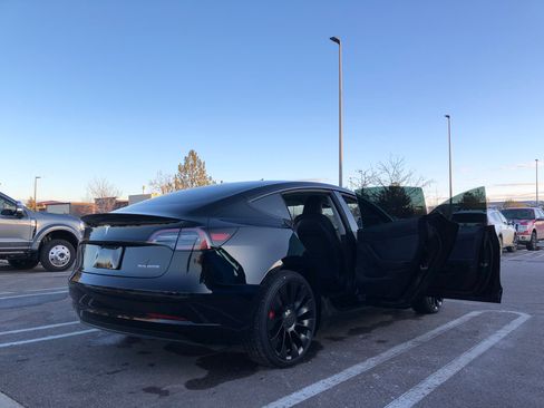 Used 2023 Tesla Model 3 Performance image 20