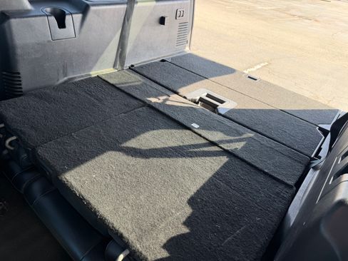 Used 2015 Ford Expedition EL XLT w/ Equipment Group 202A image 16