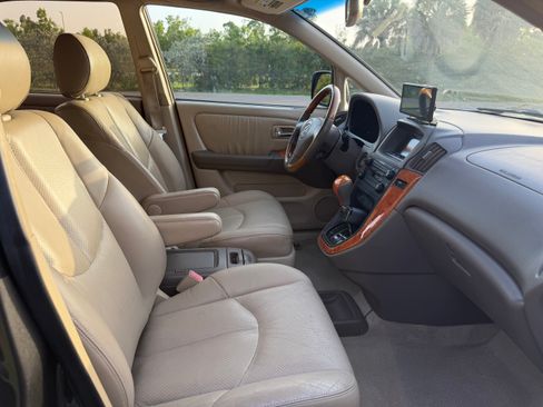 Used 2002 Lexus RX 300 FWD image 9