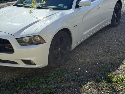 Used 2014 Dodge Charger R/T image 10