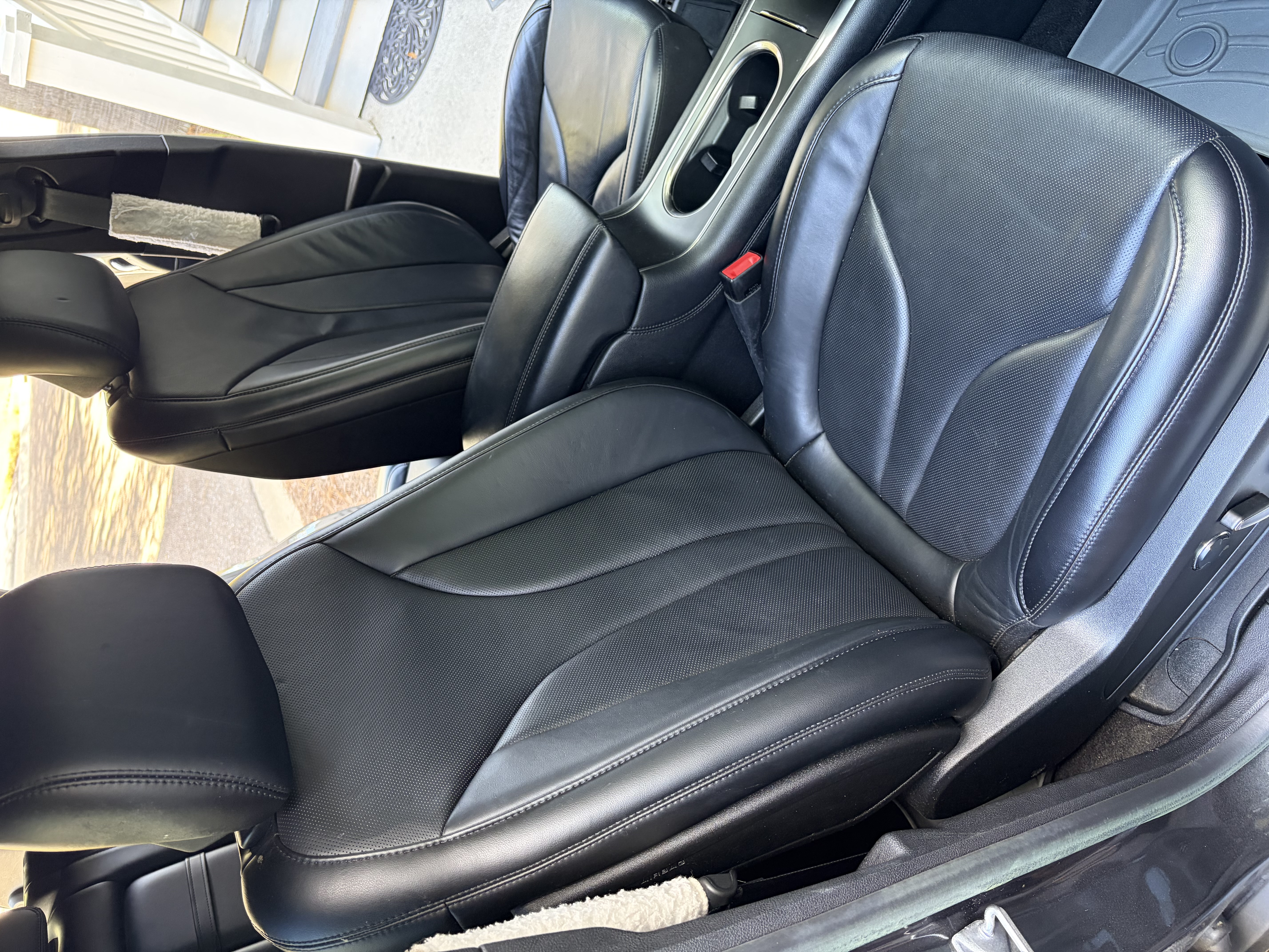 Used 2019 Lincoln MKC Reserve w/ MKC Technology Package FWD image 14