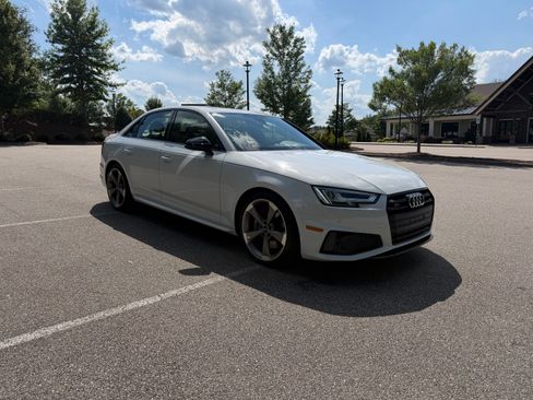 Used 2019 Audi S4 Premium Plus w/ Premium Plus Package AWD/4WD image 6
