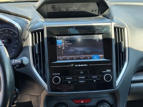 Used 2018 Subaru Crosstrek 2.0i Premium w/ Popular Package #3 image 11