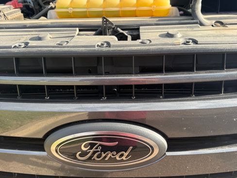 Used 2020 Ford F150 XLT w/ Equipment Group 302A Luxury AWD/4WD image 13