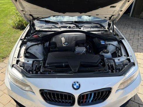 Used 2016 BMW 228i xDrive Coupe AWD/4WD image 10