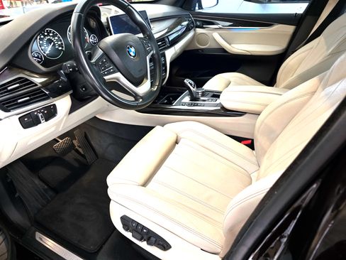 Used 2018 BMW X5 sDrive35i w/ Lighting Package image 1