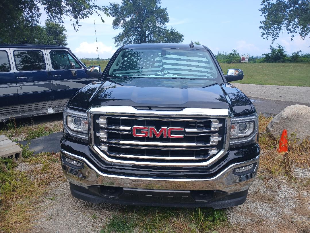 Used 2018 GMC Sierra 1500 SLT w/ SLT Premium Package AWD/4WD image 10
