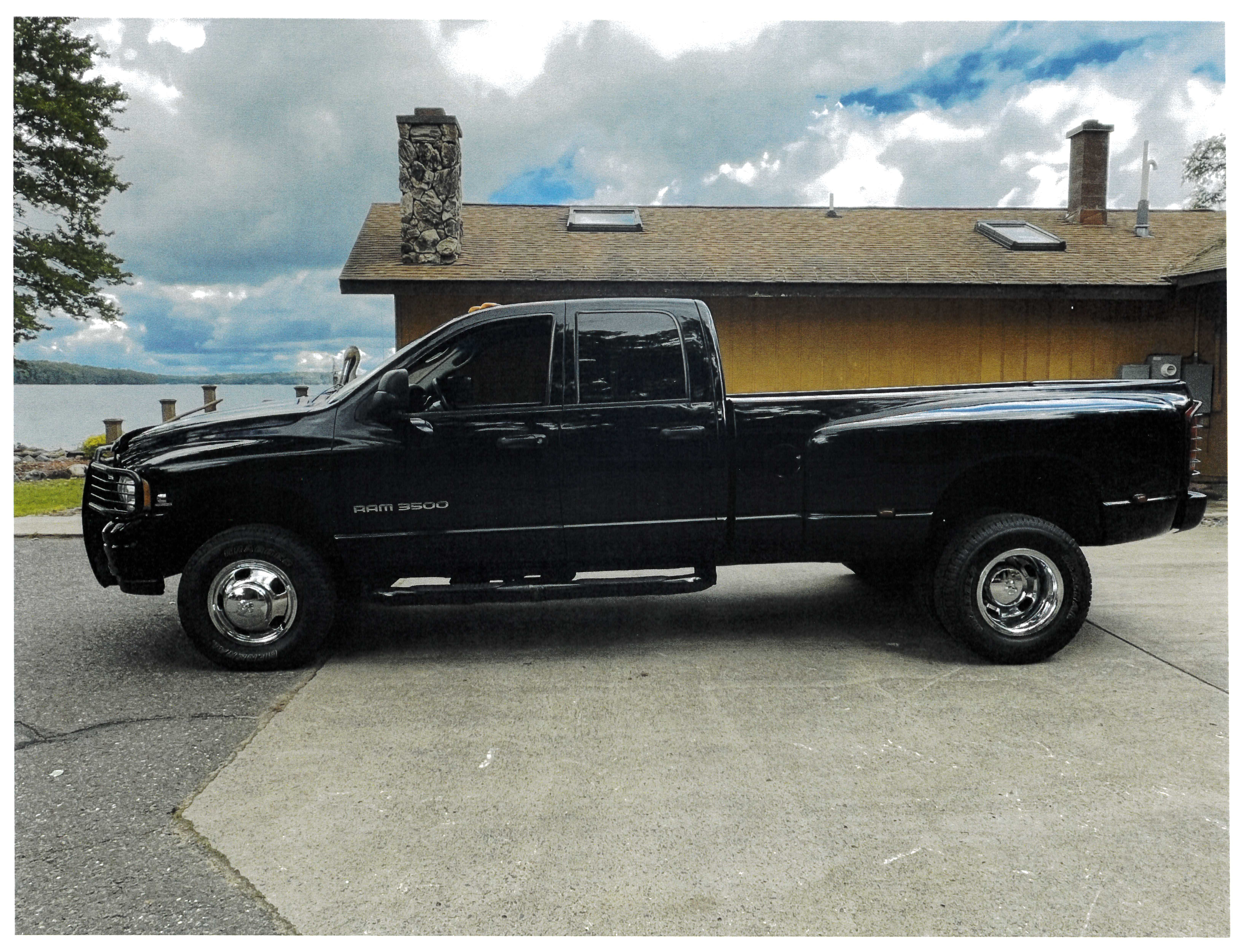 Used 2003 Dodge Ram 3500 Truck 4x4 Quad Cab DRW image 2