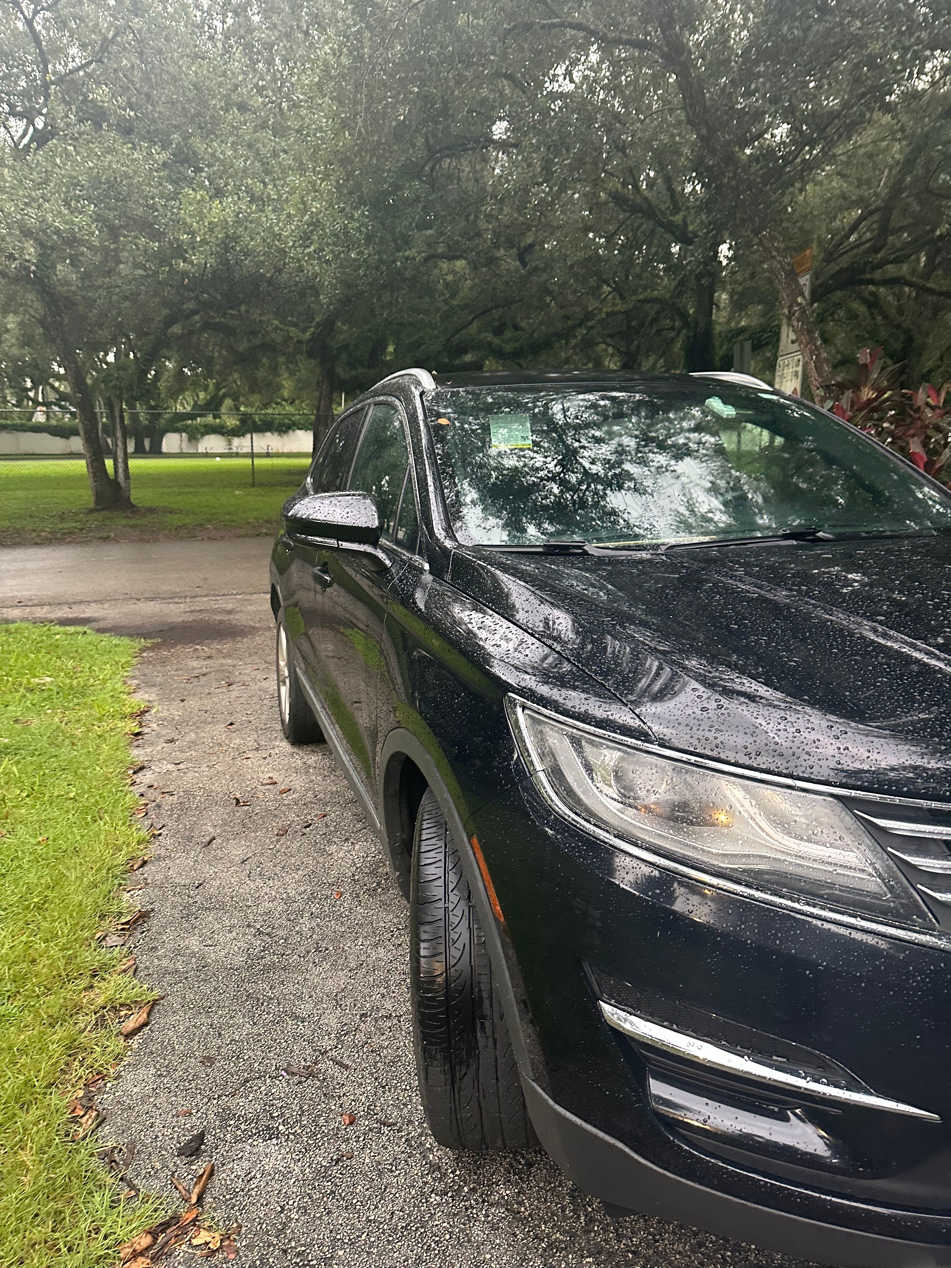 Used 2018 Lincoln MKC Premiere FWD image 3