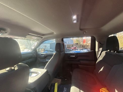 Used 2021 Chevrolet Silverado 1500 Custom Trail Boss image 6