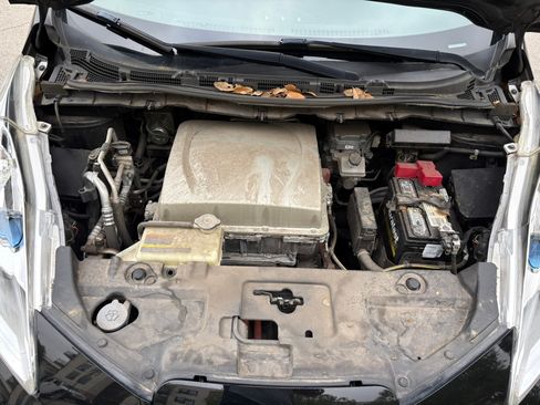 Used 2016 Nissan Leaf SL w/ Premium Package image 22