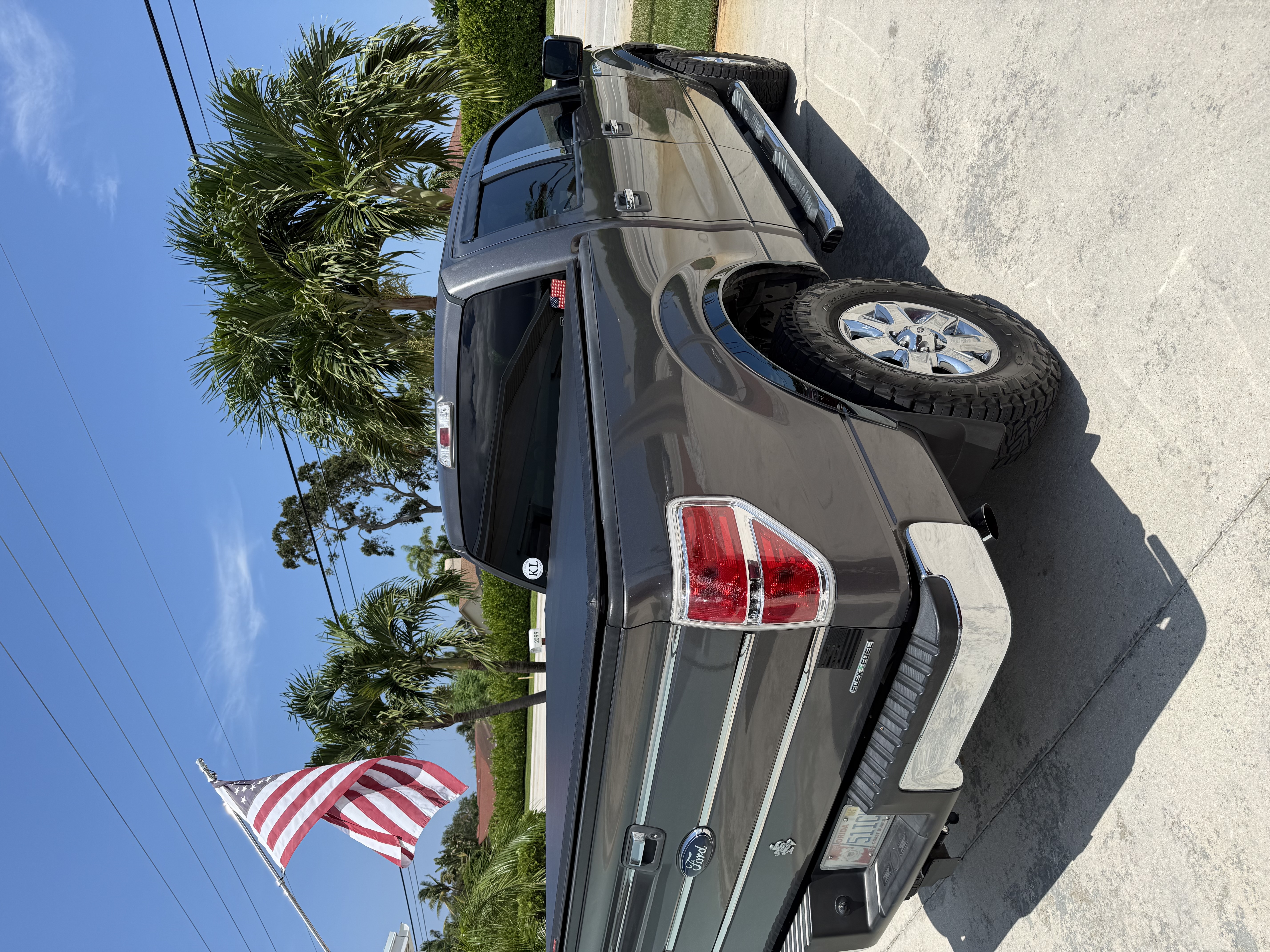Used 2014 Ford F150 XLT w/ XLT Chrome Package RWD image 5
