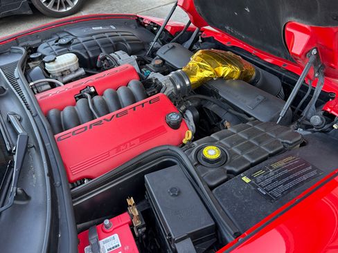 Used 2002 Chevrolet Corvette Z06 RWD image 9