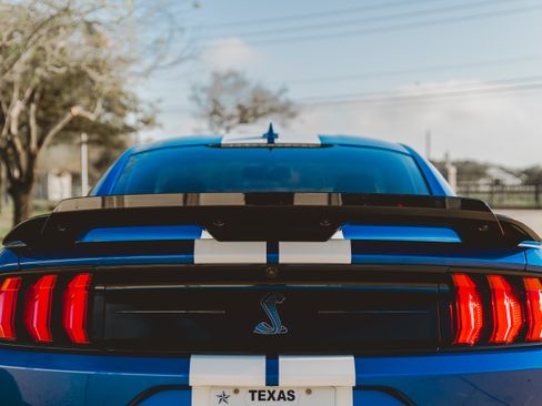 Used 2022 Ford Mustang Shelby GT500 w/ Technology Package image 10