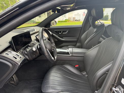 Used 2022 Mercedes-Benz S 500 4MATIC image 9