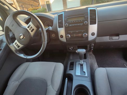 Used 2014 Nissan Xterra X image 6