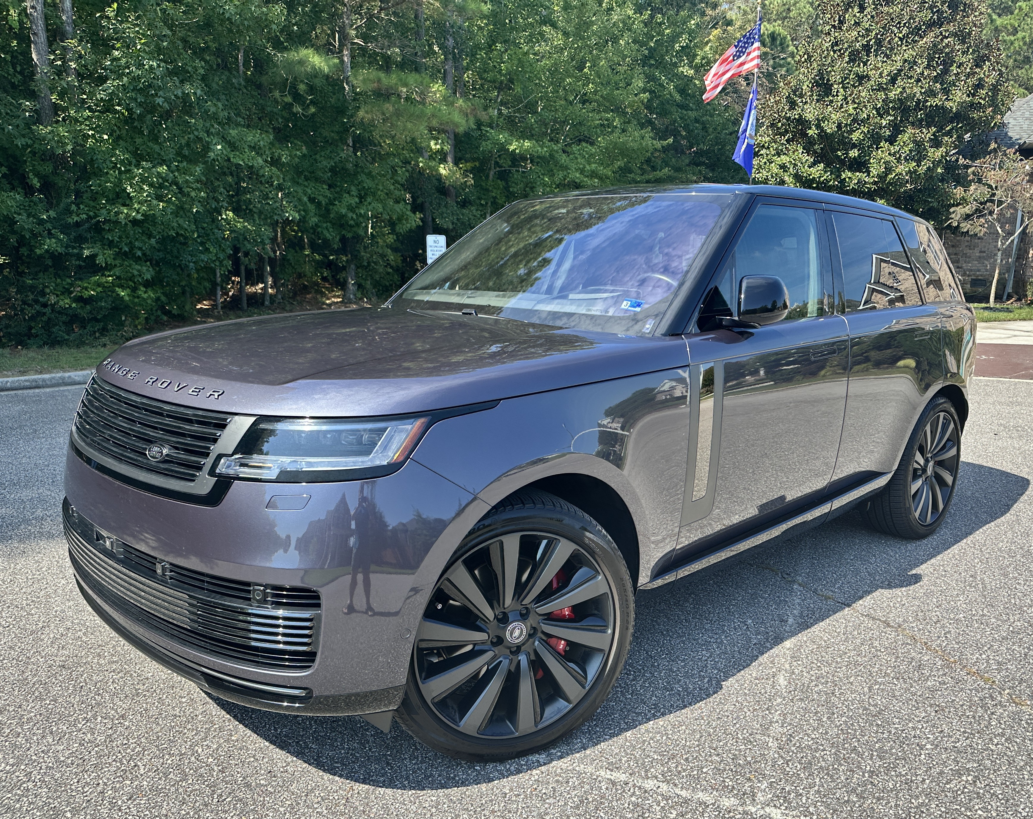 Used 2023 Land Rover Range Rover SV AWD/4WD image 4