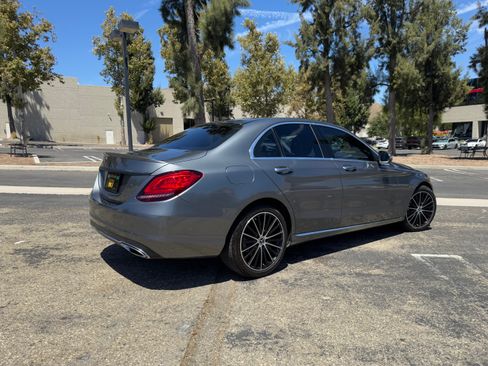 Used 2019 Mercedes-Benz C 300 Sedan image 6