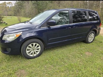 Used 2014 Volkswagen Routan SE