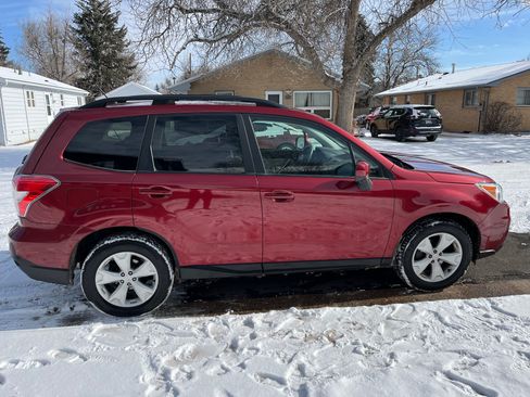 Used 2015 Subaru Forester 2.5i Premium image 12